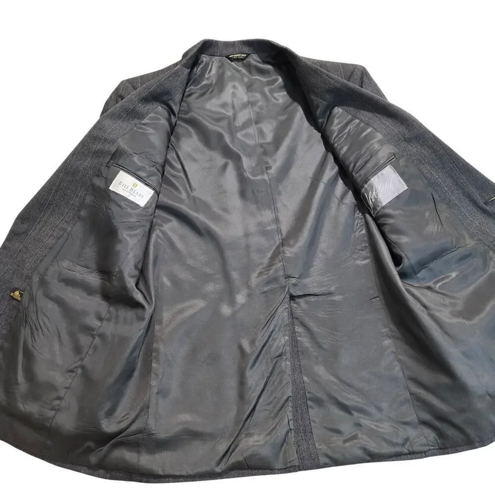 Bill Blass Vintage chest 38